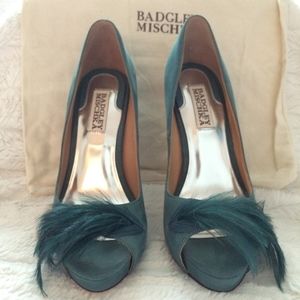 COPY - Badgley Mischka Ginnie Teal Feather Peep Toe (6.5)